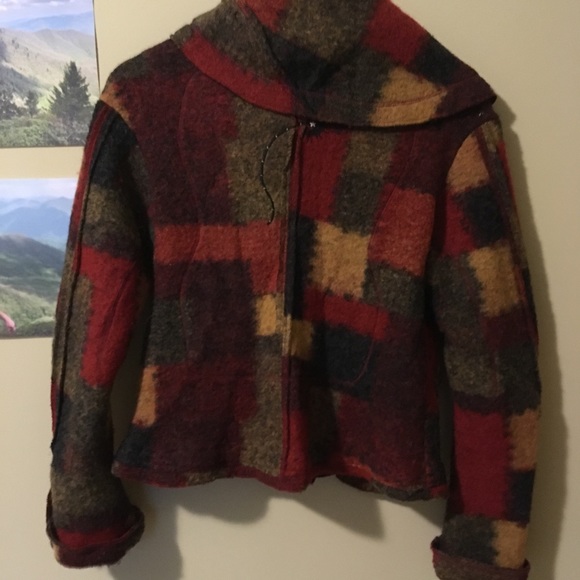 Funky Wool Felt  Embroidered coat - Picture 2 of 6